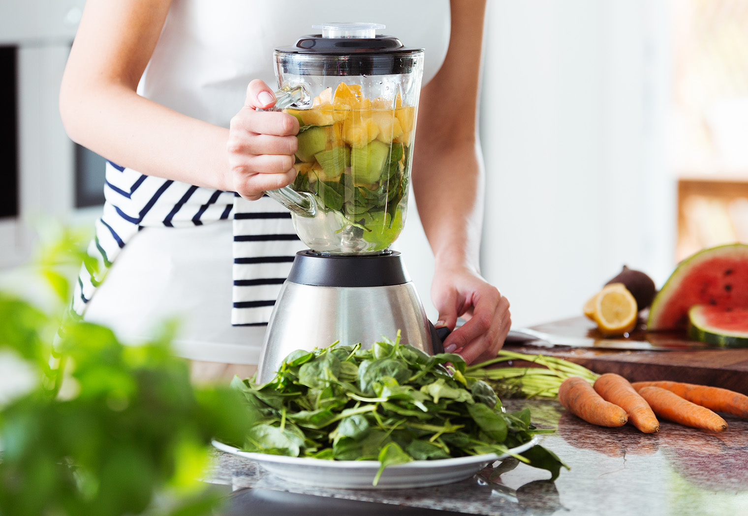 kako-koristiti-blender-za-smoothie-palacinke
