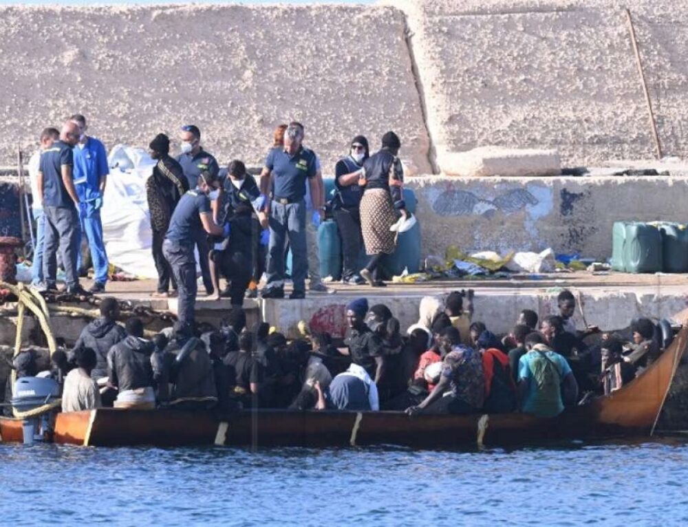 migranti-500×383@2x
