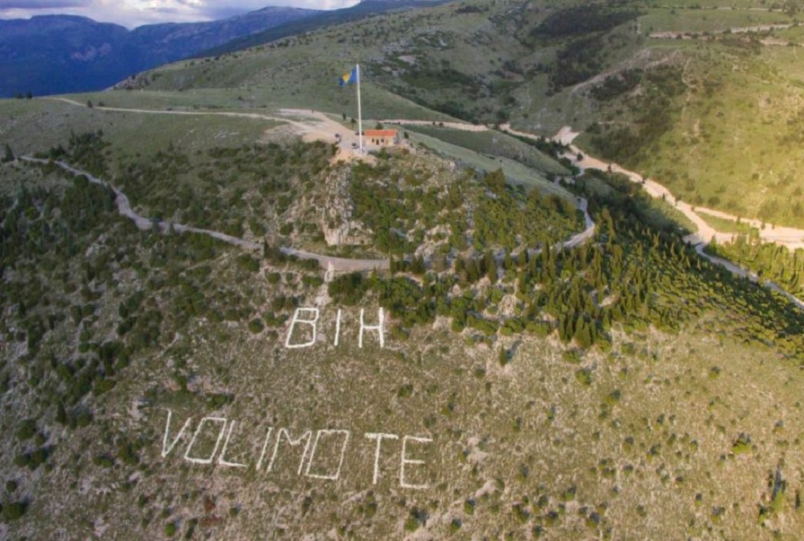 BIH-VOLIMO-TE-fortica-e1726634945280