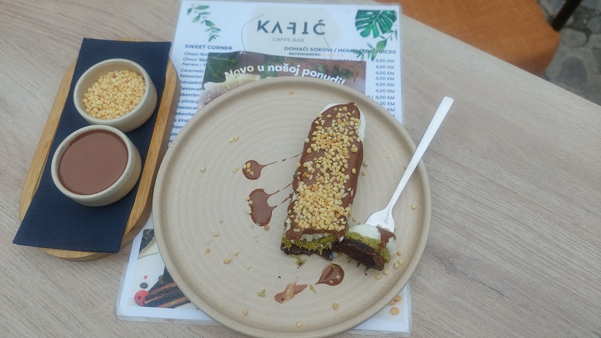 kolač dubai