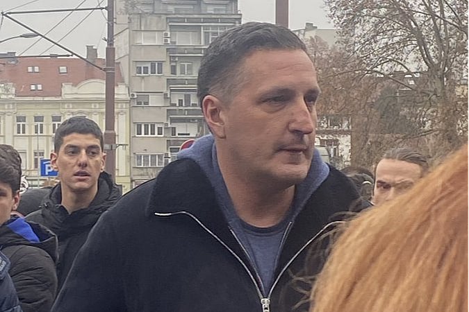 elek