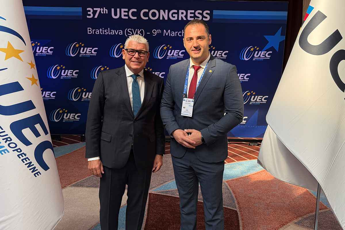 UEC Kongres slika naslovna