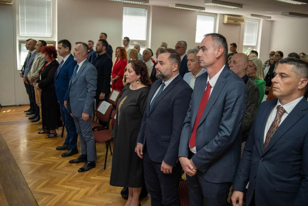 nastavnički_svečana_sjednica