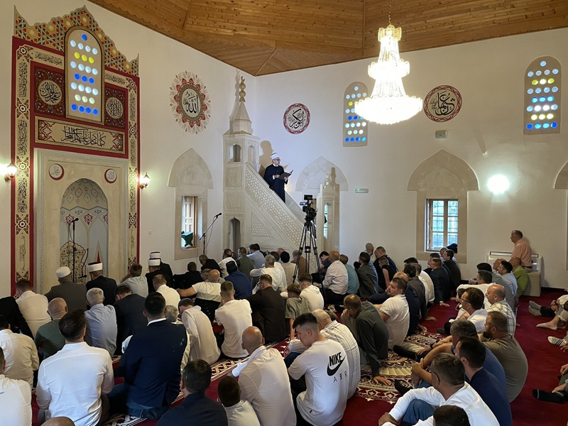 bajram atik džamija muftija dedović