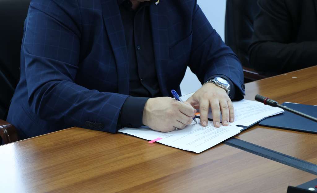 mijatović potpisivanje