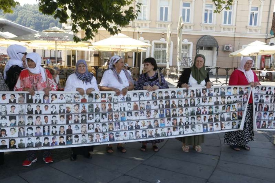 majke srebrenice