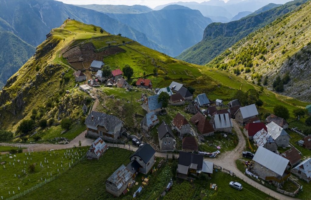 Lukomir selo Bjelasnica foto Anadolu