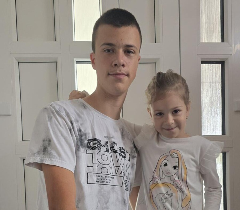 armin-i-hana-apel-pomoziba_