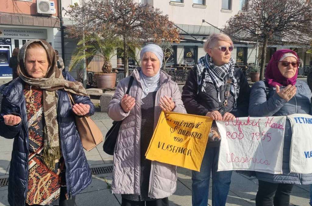 Majke Srebrenice